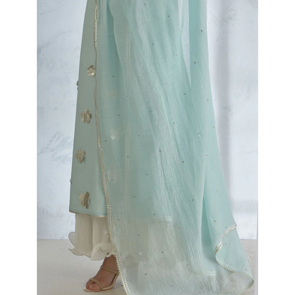 Mandira Wirk Silver Gota Cutwork Kurta With Hand & Crinkled Inner Dress & Dupatta (Set of 3) - Image 5
