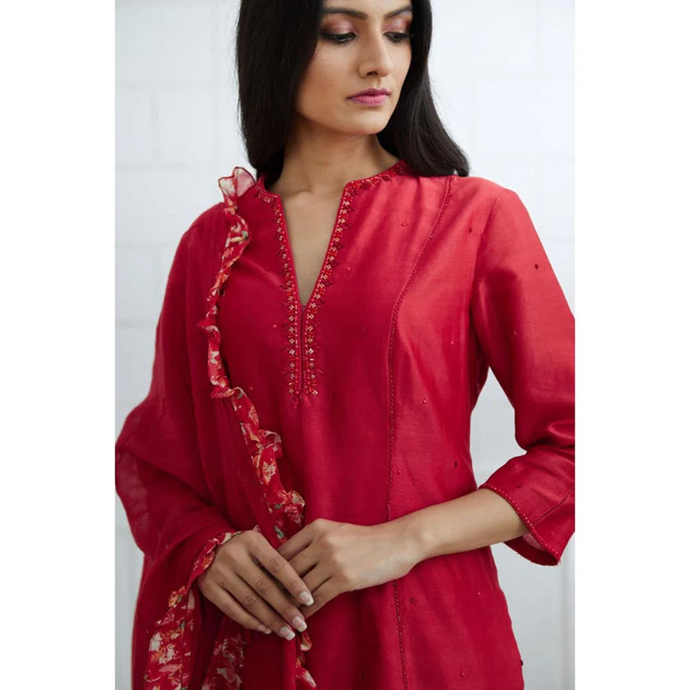 MANDIRA WIRK Women Chanderi Red Kurta with Sharara and Dupatta - Image 6