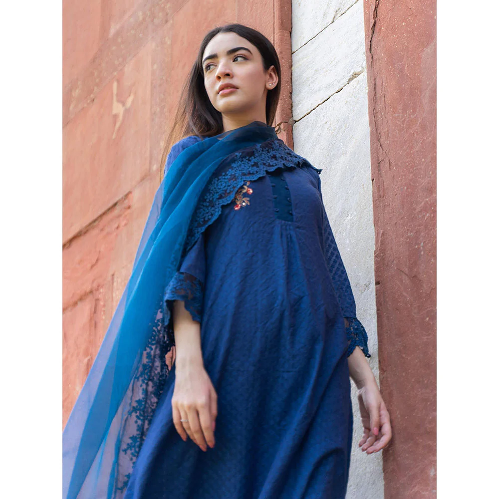 NAAZ BY NOOR Classic Blue Ensemble Kurta With Pant And Dupatta (Set of 3) - Image 3