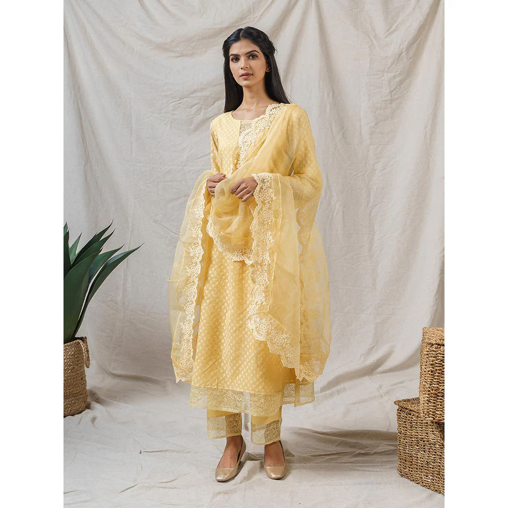 NAAZ BY NOOR Iris Yellow Ensemble Kurta With Pant And Dupatta (Set of 3) - Image 2