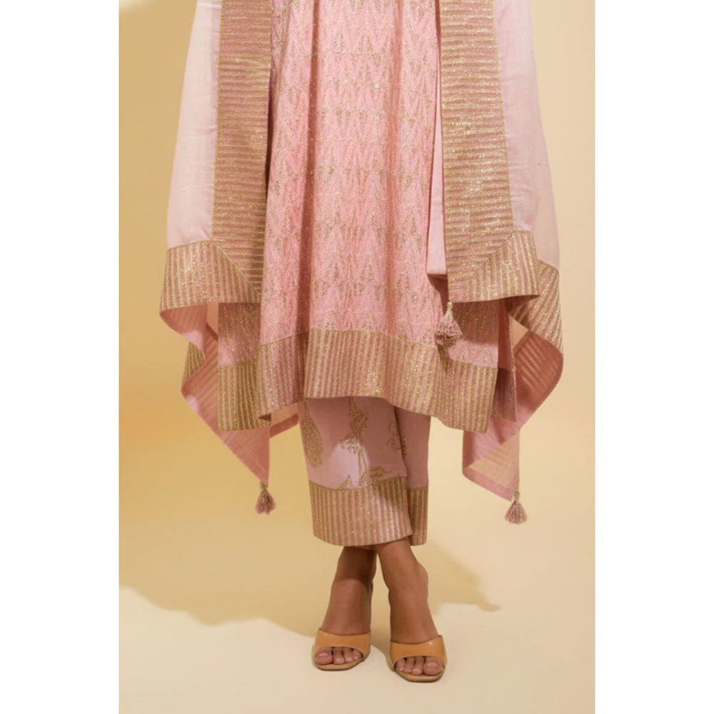 Naseebo Womens Linen Embroidered Mauve Kurta with Pant and Dupatta - Image 4
