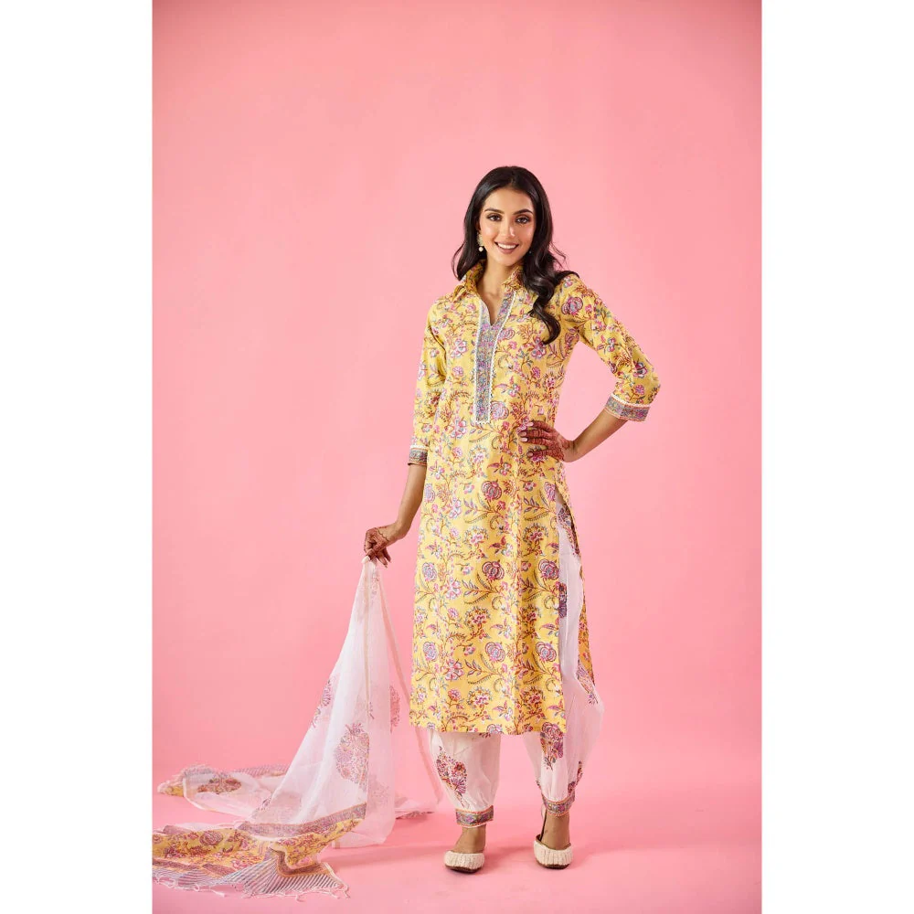 Old Marigold Ziyana Yellow Cotton Kurta Pant & Dupatta (Set of 3) - Image 4