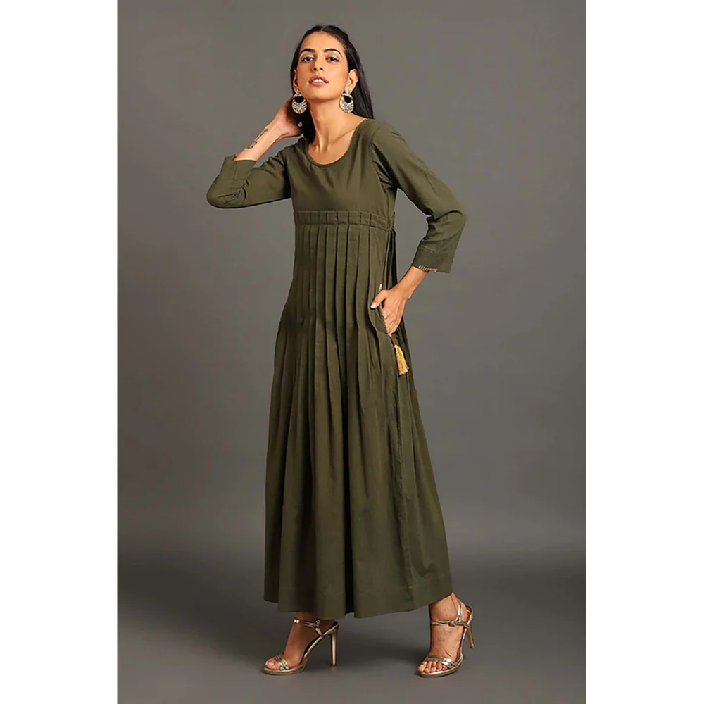 OMAANA Pleat Around Long Maxi Dress - Image 4