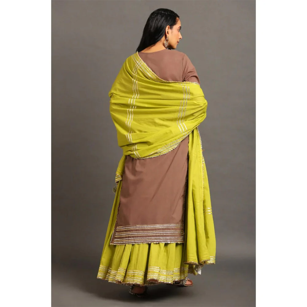 OMAANA Women Chanderi Green Kurta with Skirt and Dupatta - Image 2