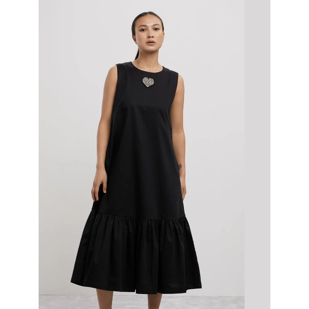 Pallavi Swadi Black Big Swarovski Heart Frill Dress Long - Image 5