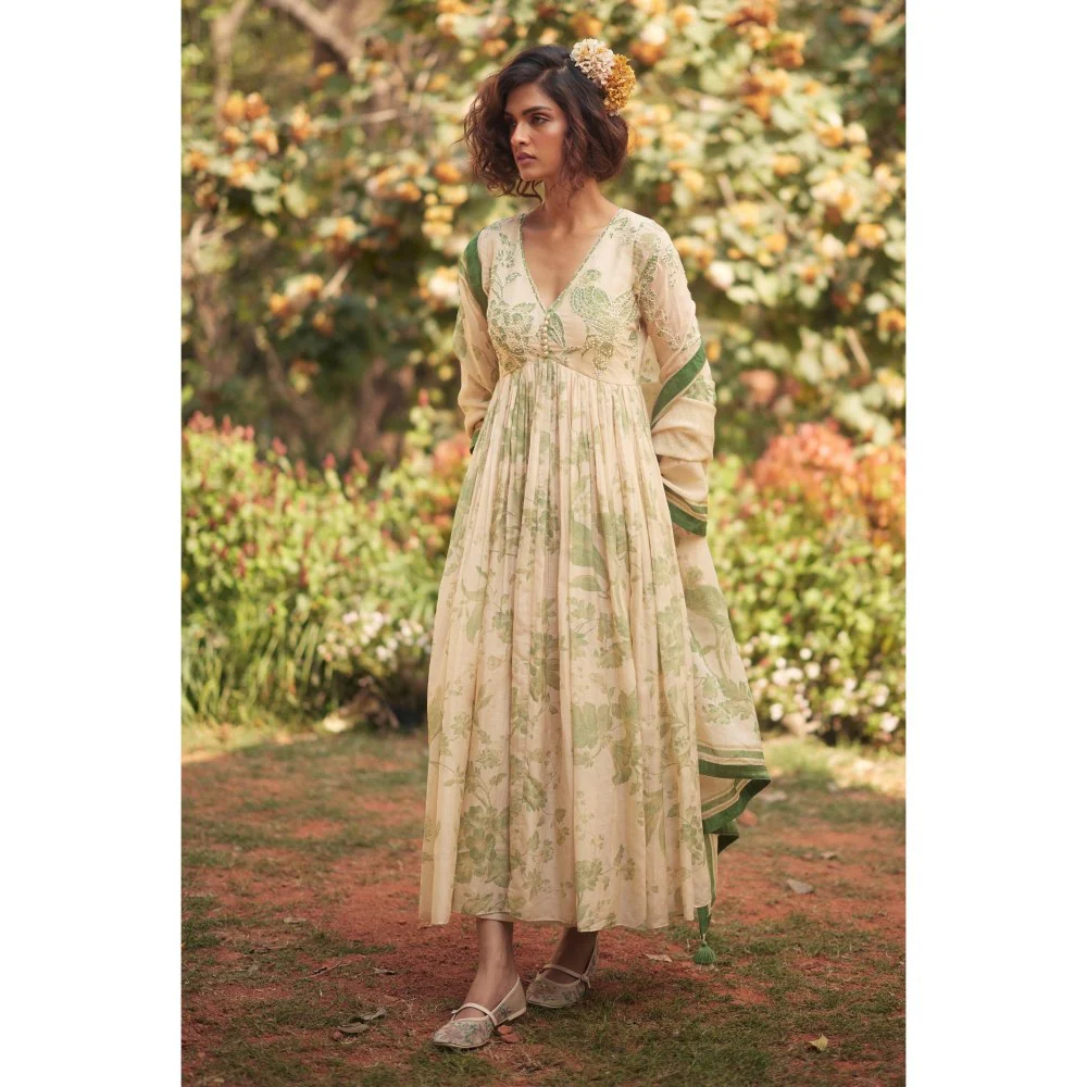 Paulmi & Harsh Green Fern Anarkali Dress with Dupatta - Image 4
