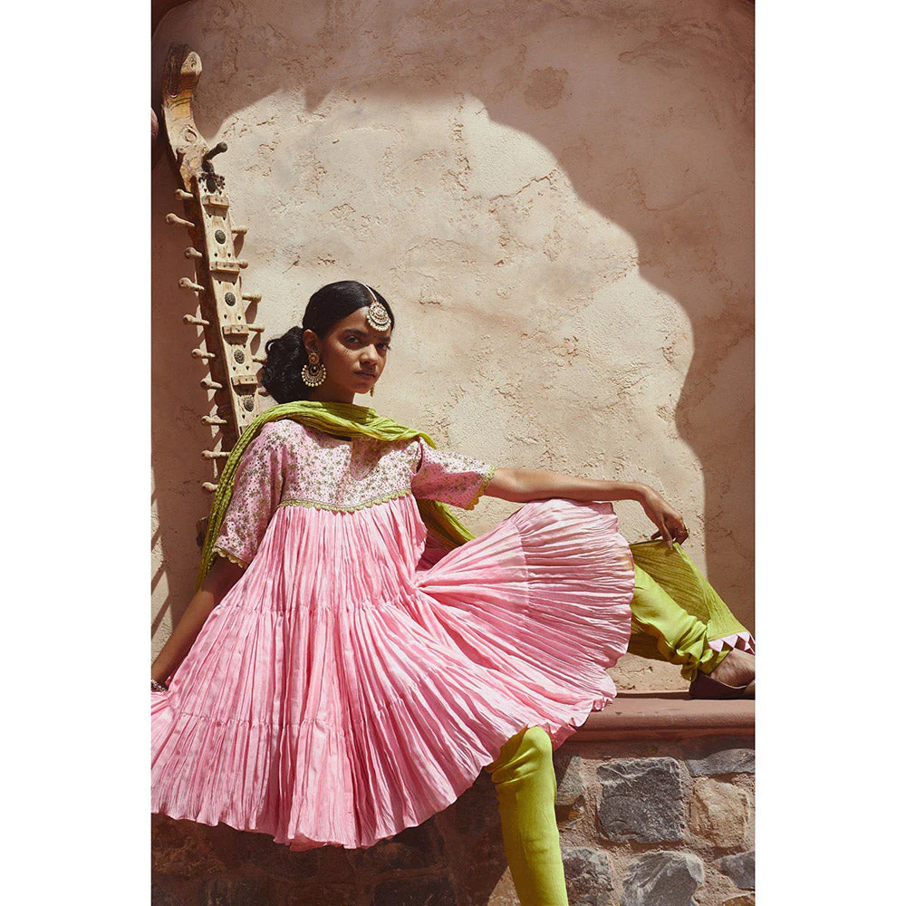 PRATIBHA SULTANIA Pink Chanderi Frilled Short Kurta with Churidar & Wrinkled Dupatta (Set of 3) - Image 5