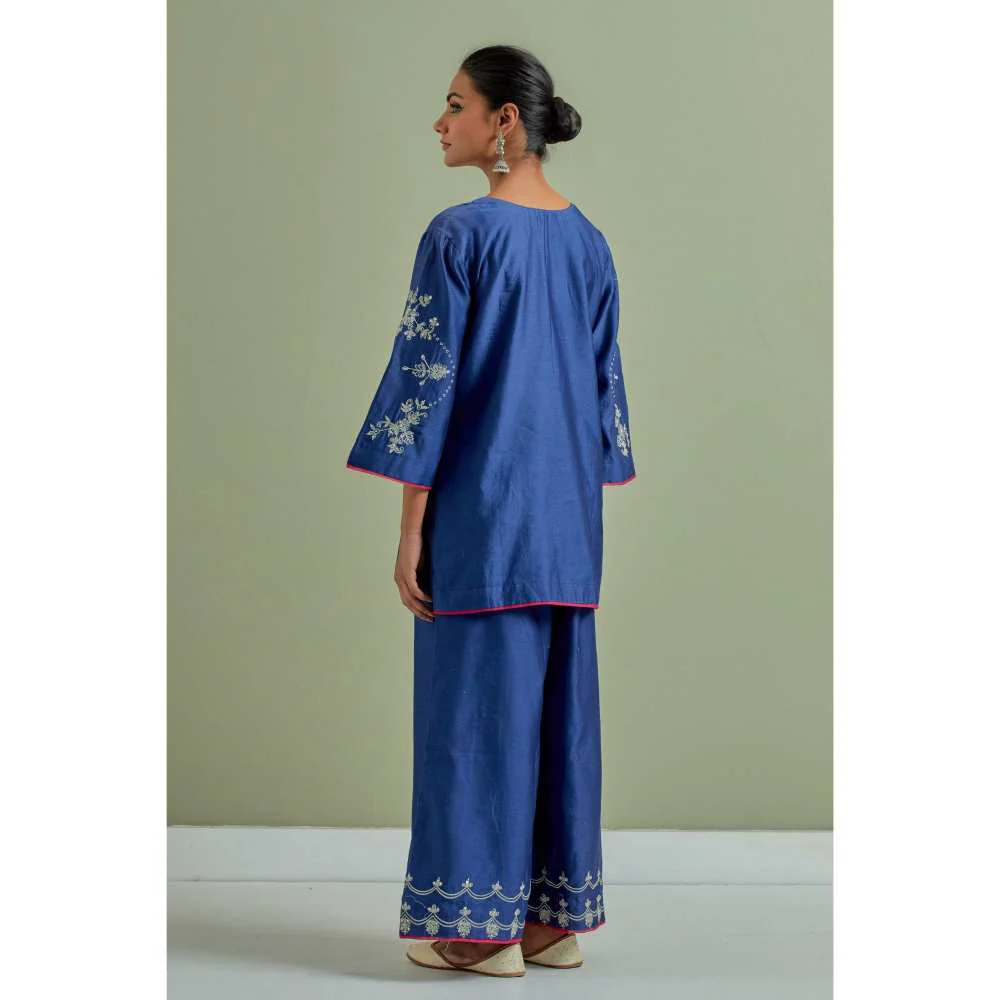 Priya Chaudhary Blue Embroidered Chanderi Silk Kurta - Image 4