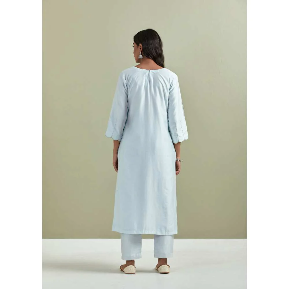 Priya Chaudhary Chanderi Embroidered Powder Blue Kurta with Pant and Dupatta (Set of 3) - Image 6