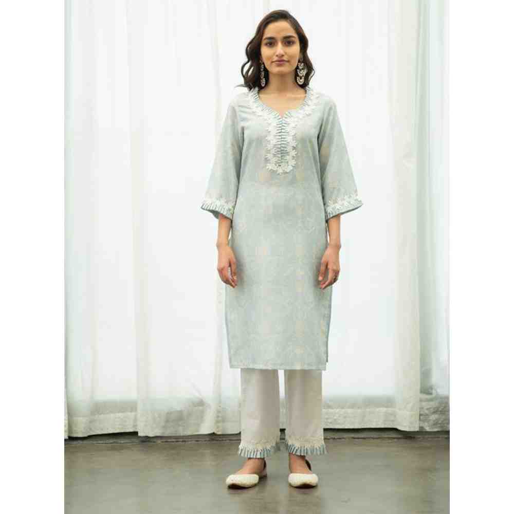 Roze Nazia Kurta (Set of 3) - Image 3