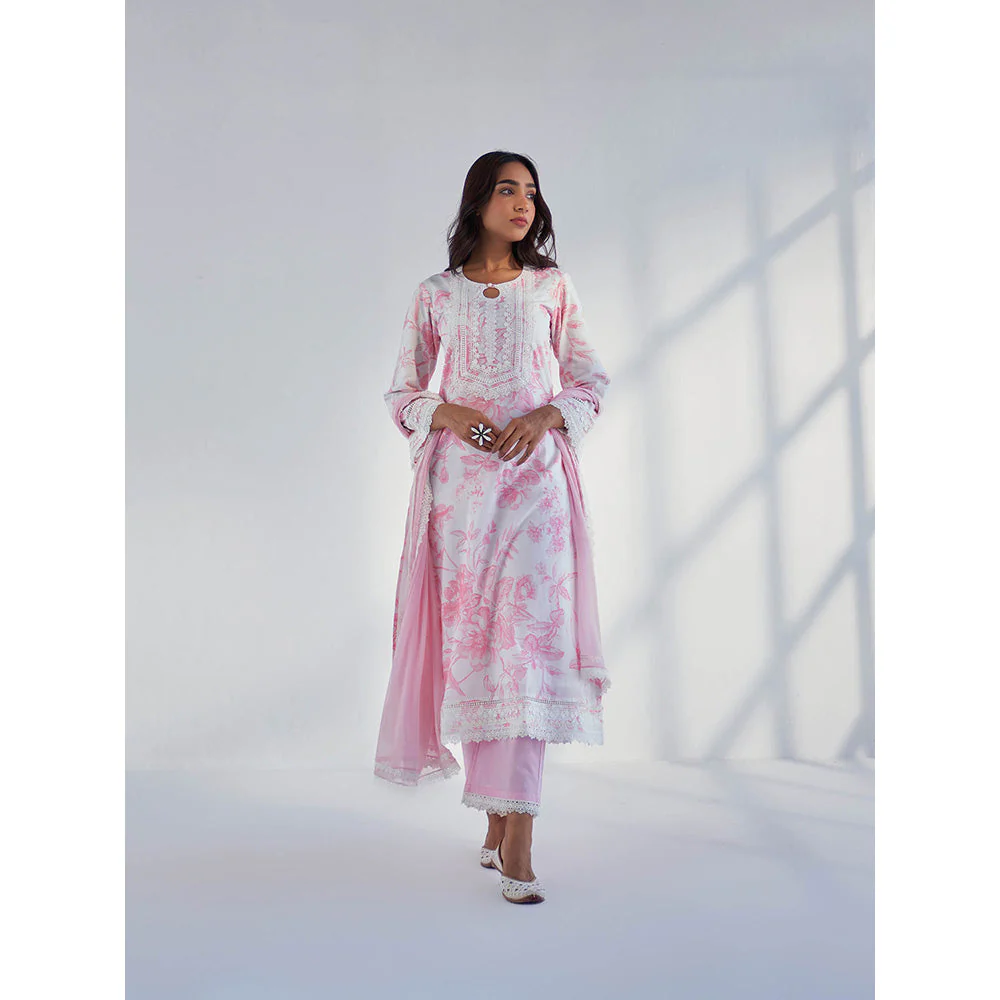 Roze Raya Pink Kurta with Pant & Dupatta (Set of 3) - Image 2