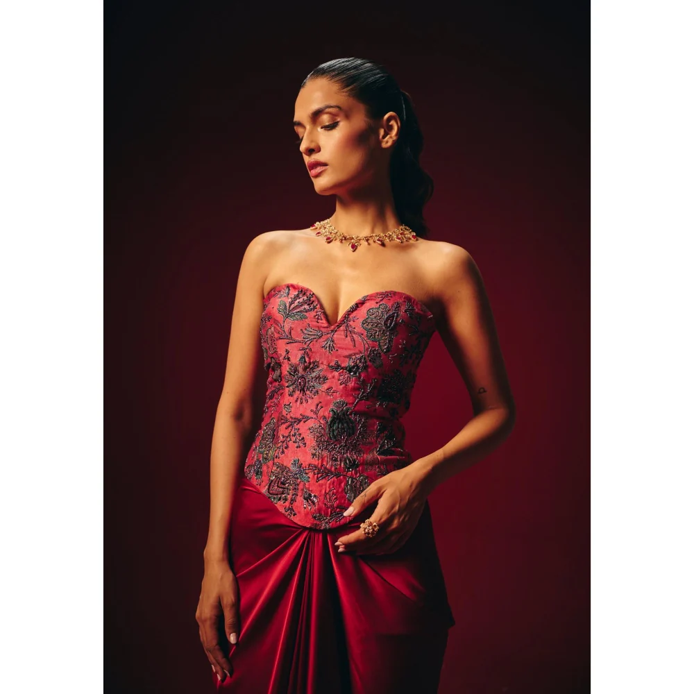 Roze Zyra Red Embroidered Corset Top - Image 2