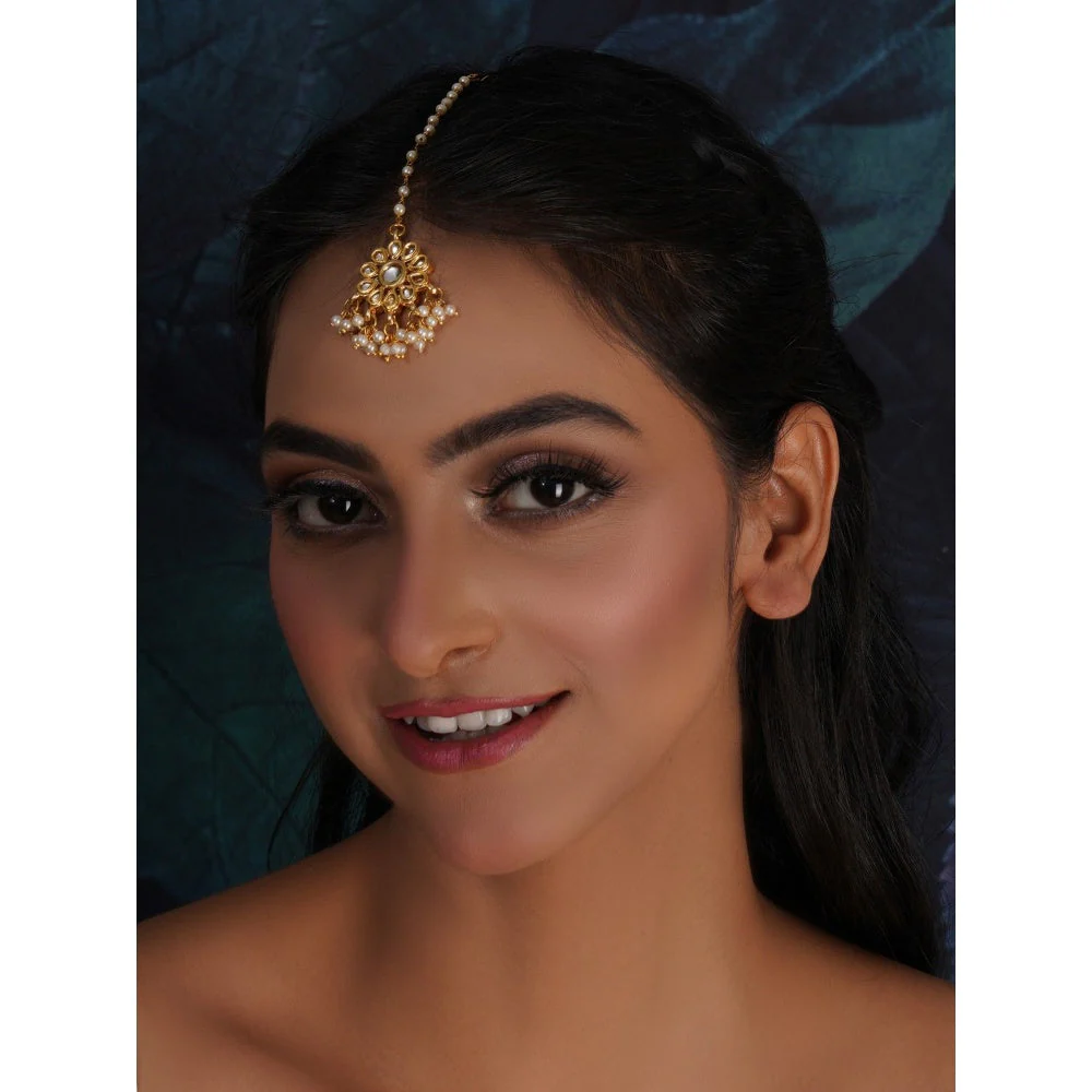 Ruby Raang Studio Kundan Pearl Maang Tikka