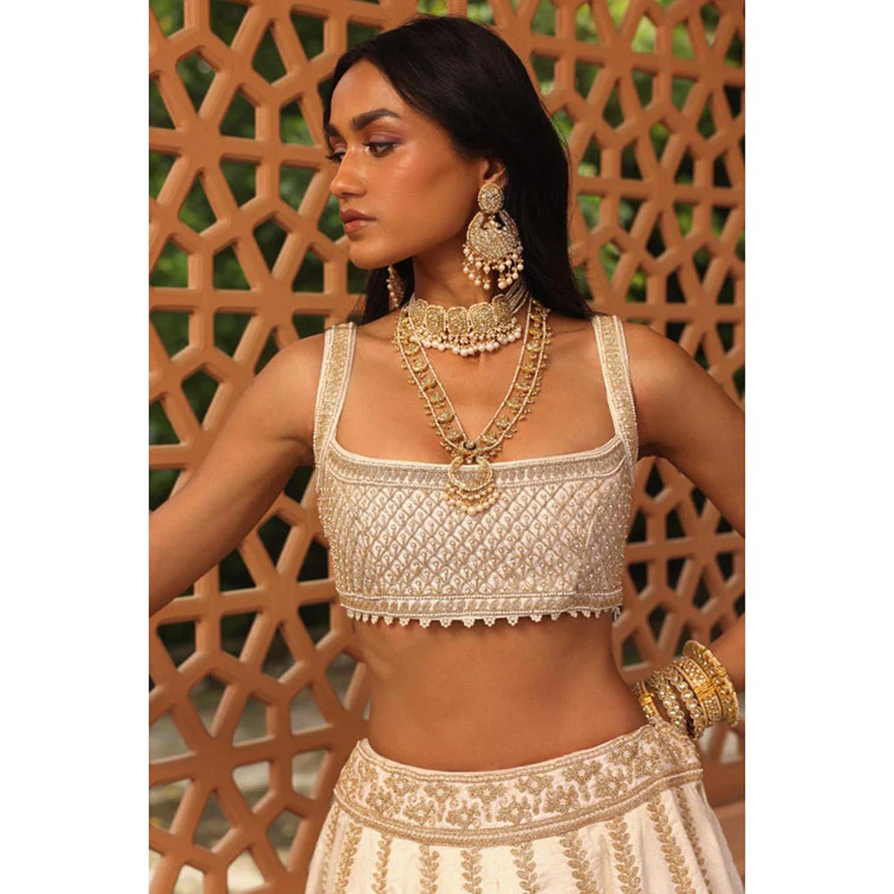 Sheetal Batra Iqra - Ivory Lehenga With Blouse And Dupatta Set - Image 5