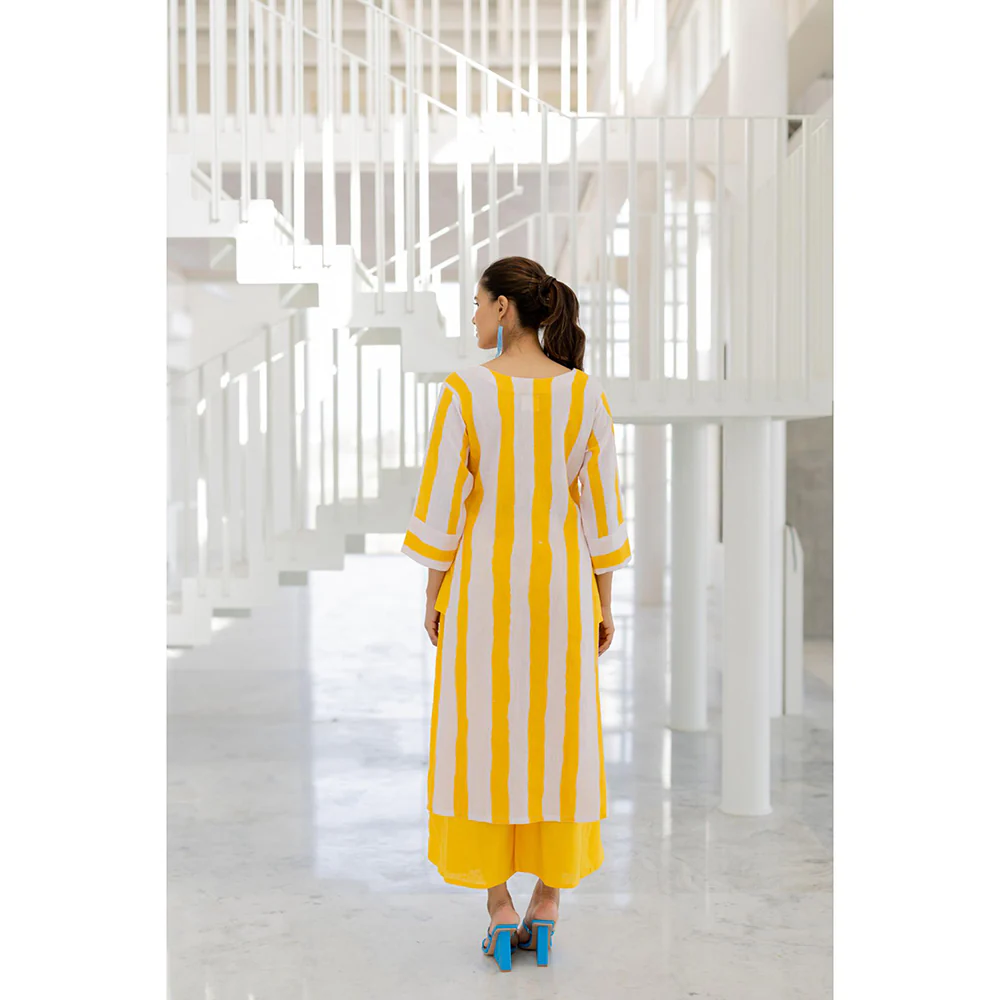 Silai Studio Lemonberry Box Slit Stripes Kurta - Image 7