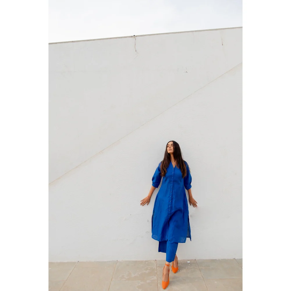 Silai Studio Sapphire Linen Button-down Kurta - Image 6