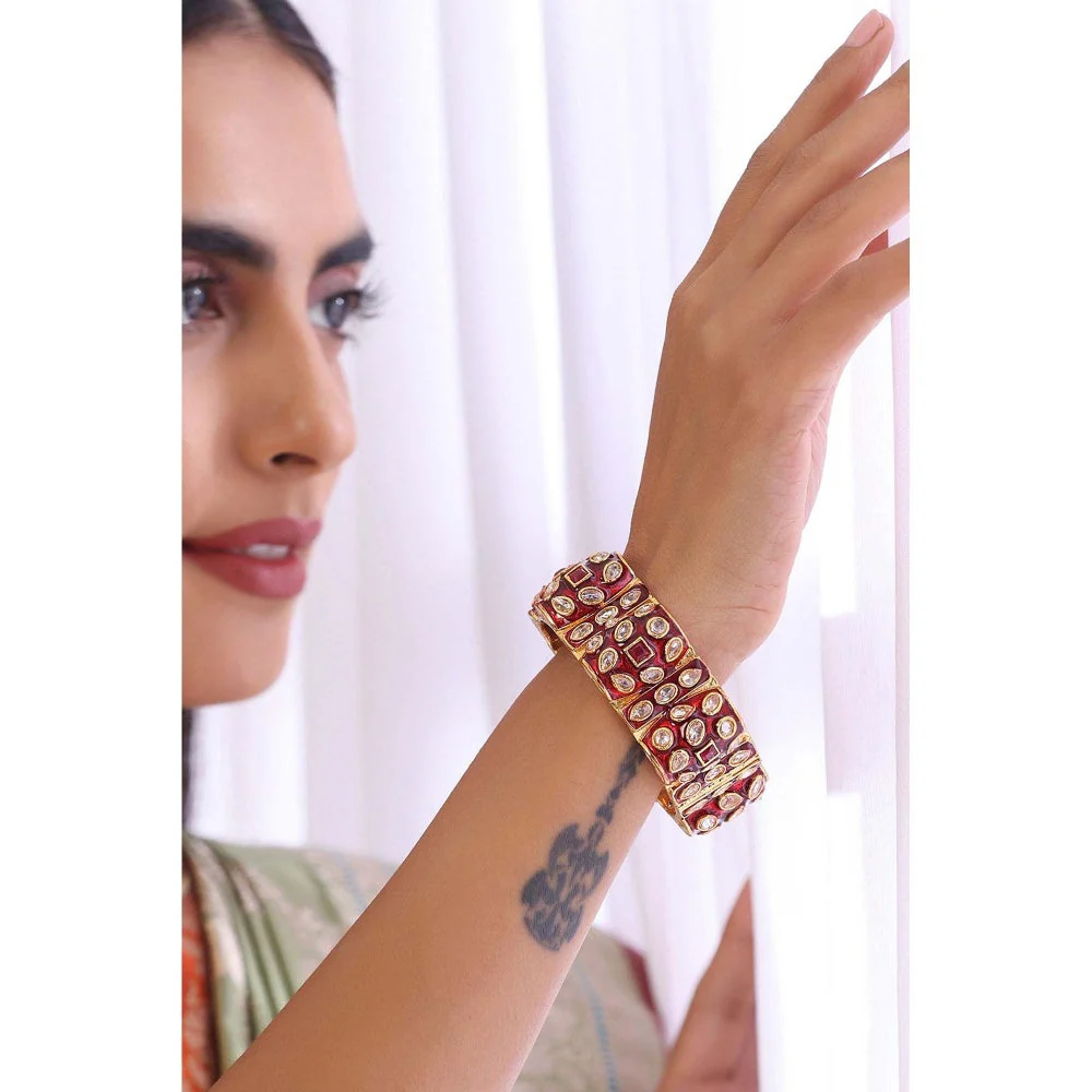 SWABHIMANN Shweta Red Meenakari Kundan Kada - Image 3