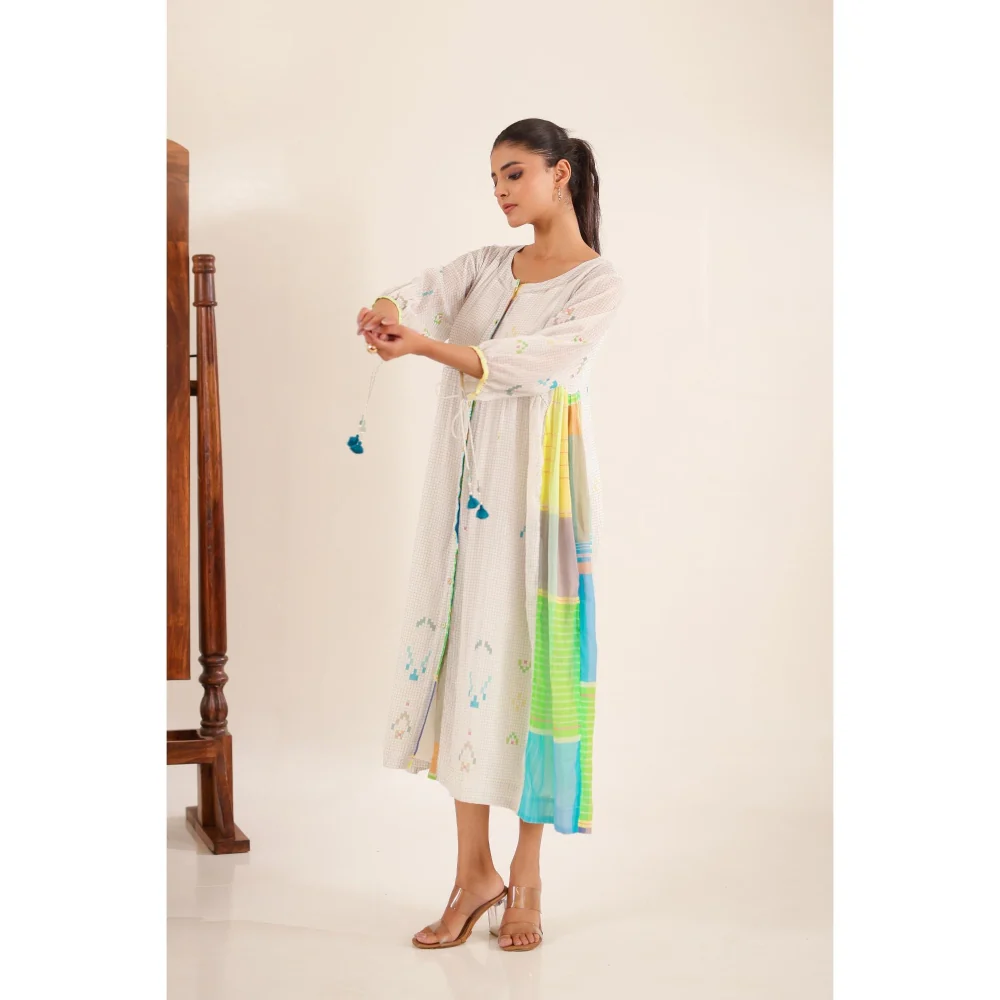 Tatwa Designs Women White Cotton Checks Midi Dress - Image 7