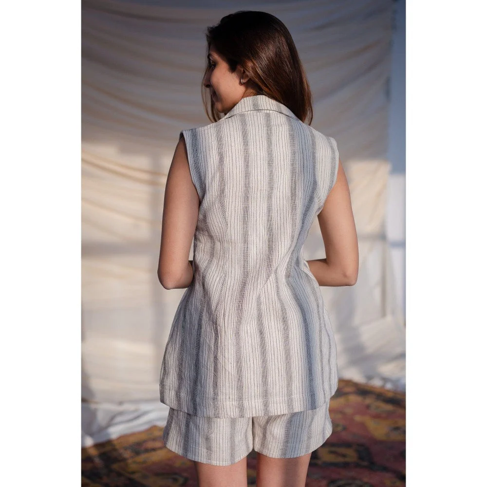 The Indian Ethnic Co. Beige Kala Cotton Co-Ord (Set of 2) - Image 7