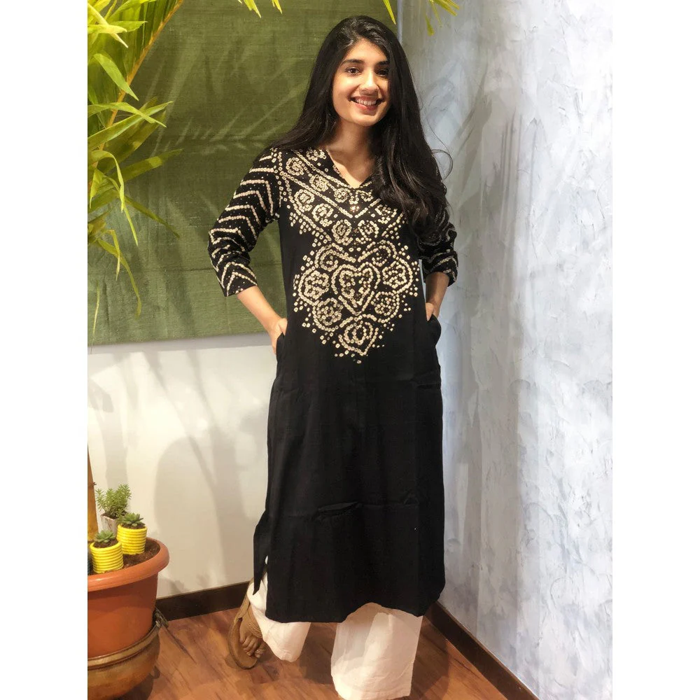 The Indian Ethnic Co. Black Bandhej Cotton Kurta + Dupatta - Image 3