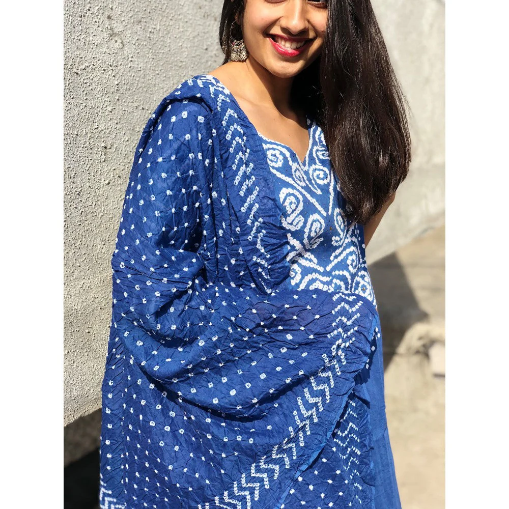 The Indian Ethnic Co. Blue Bandhej Kurta and Dupatta - Image 5