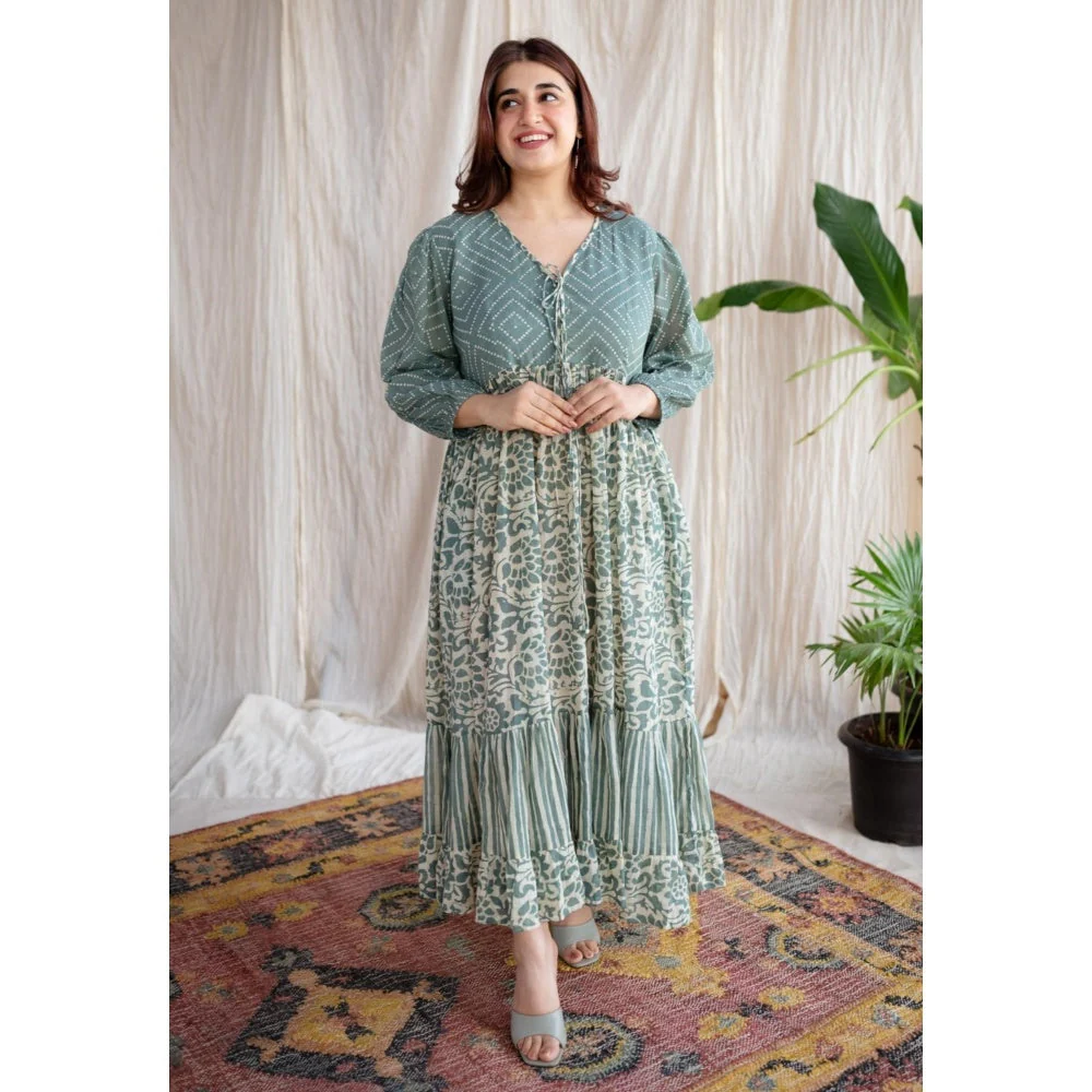 The Indian Ethnic Co. Green A-Line Batik Hand Block Mul Dress With Slip (Set of 2) - Image 6