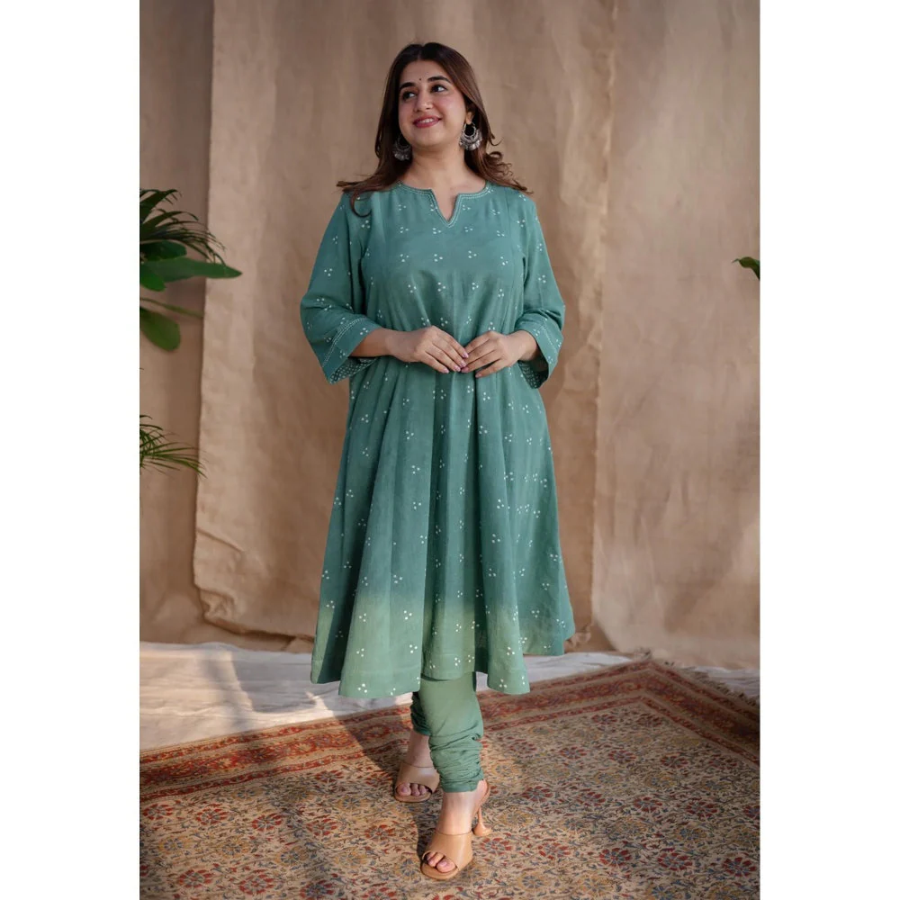 The Indian Ethnic Co. Green Dabu Cotton Embroidered Kurta with Churidar and Dupatta (Set of 3) - Image 2