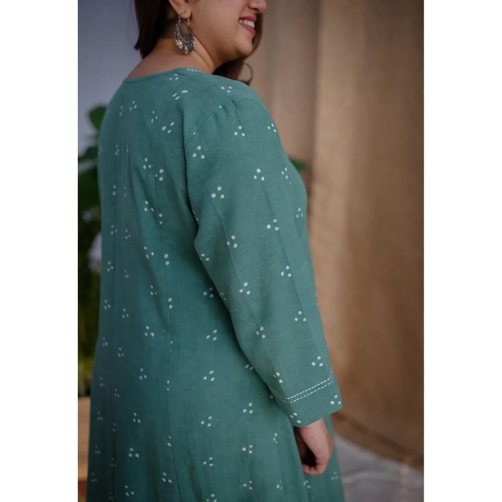 The Indian Ethnic Co. Green Dabu Cotton Embroidered Kurta with Churidar and Dupatta (Set of 3) - Image 5