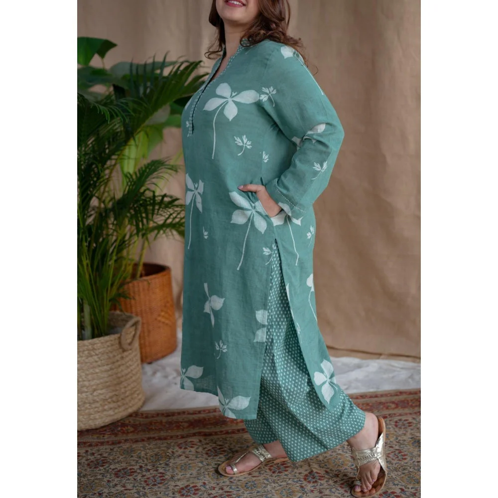 The Indian Ethnic Co. Green Straight Dabu Slub Cotton Printed Kurta with Palazzo (Set of 2) - Image 2