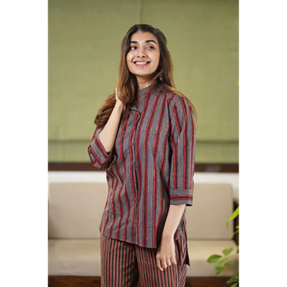 The Indian Ethnic Co. Jiya Stripe Dabu Cotton Top (Set of 2) - Image 4