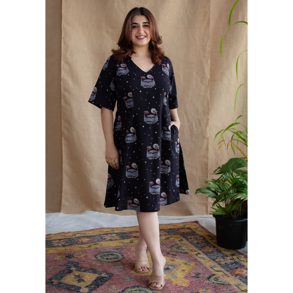 The Indian Ethnic Co. Kochi Ajrakh Navy Blue Cotton Dress - Image 6