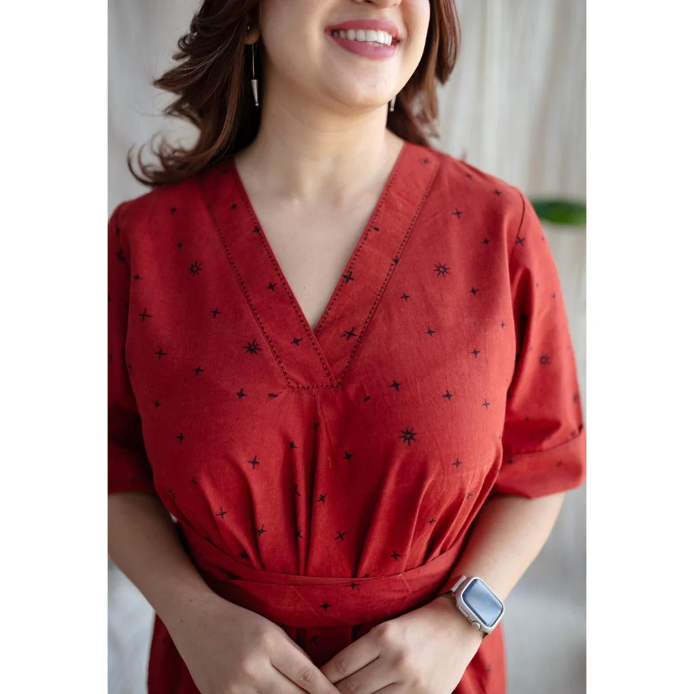 The Indian Ethnic Co. Red A-Line Ajrakh Printed Dress with V Neck & Hand Embroidered - Image 3