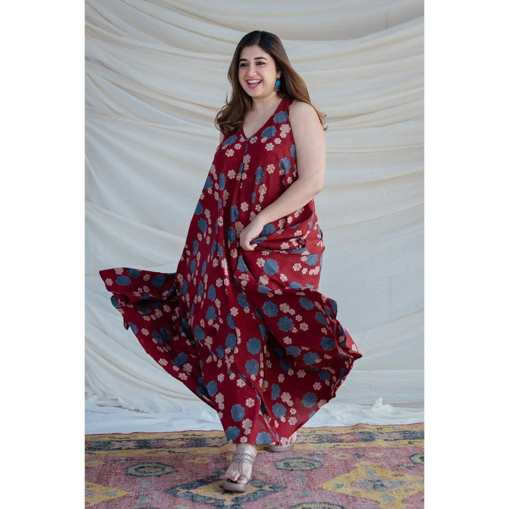 The Indian Ethnic Co. Vishaka Ajrakh Cotton Dress - Image 2