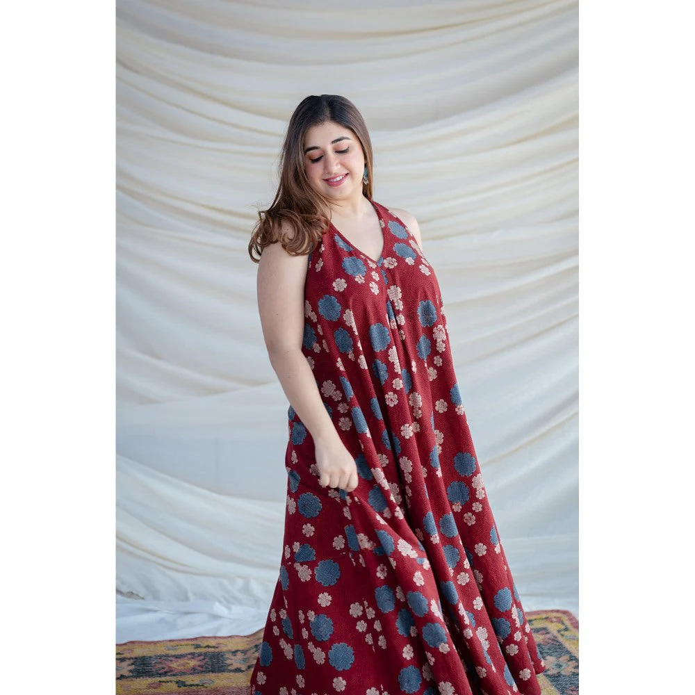 The Indian Ethnic Co. Vishaka Ajrakh Cotton Dress - Image 3