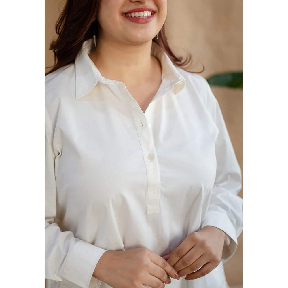 The Indian Ethnic Co. White Poplin Cotton Solid Kurta - Image 4
