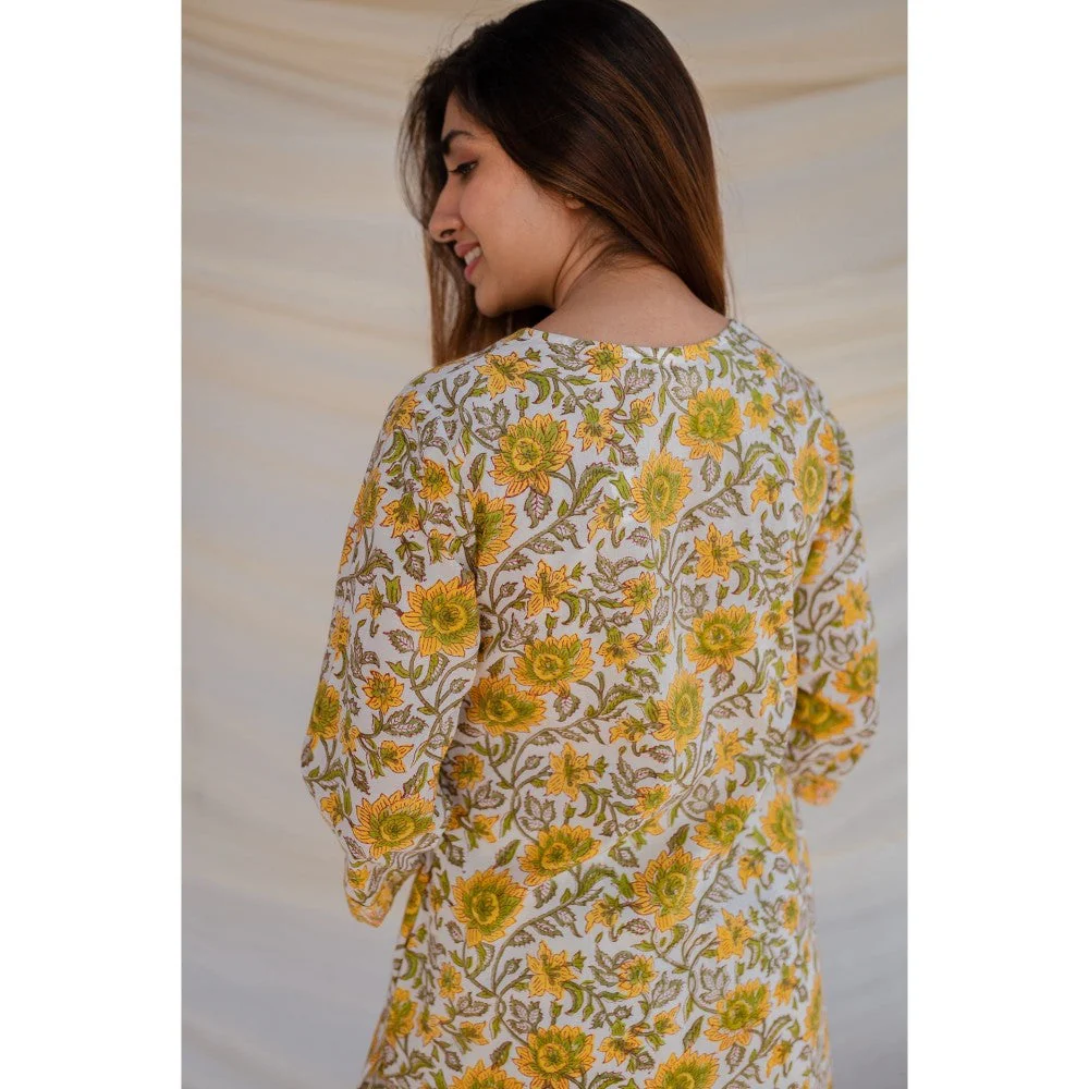 The Indian Ethnic Co. Yellow Sanganeri Straight Cotton Kurta - Image 6