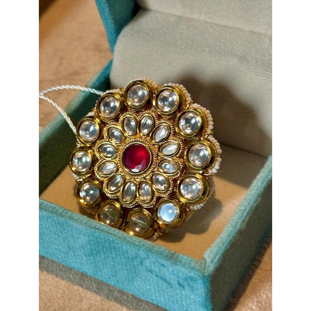 Tussya by Shreya Shahiara Bridal Ring - Image 2