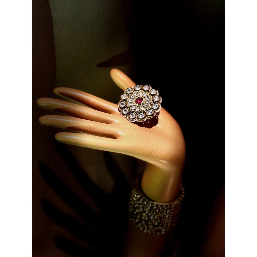 Tussya by Shreya Shahiara Bridal Ring - Image 4