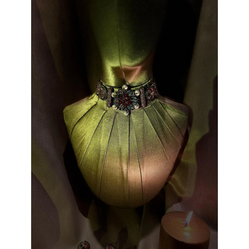 Tussya by Shreya Zarina Choker Set - Image 4