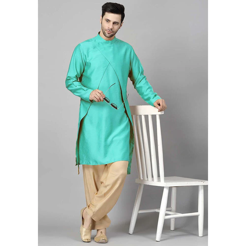 UTSAV FASHION Green High Collar Silk Straight Kurta and Pant