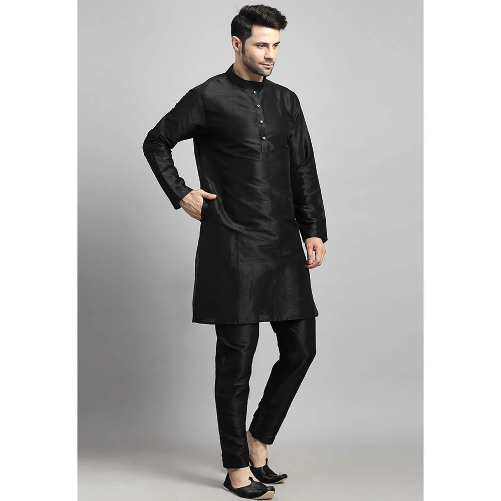 UTSAV FASHION Men Black Kurta and Pant - Image 2
