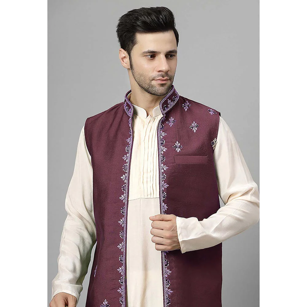 UTSAV FASHION Men Maroon Beads and Stones Kurta with Pant and Jacket - Image 5