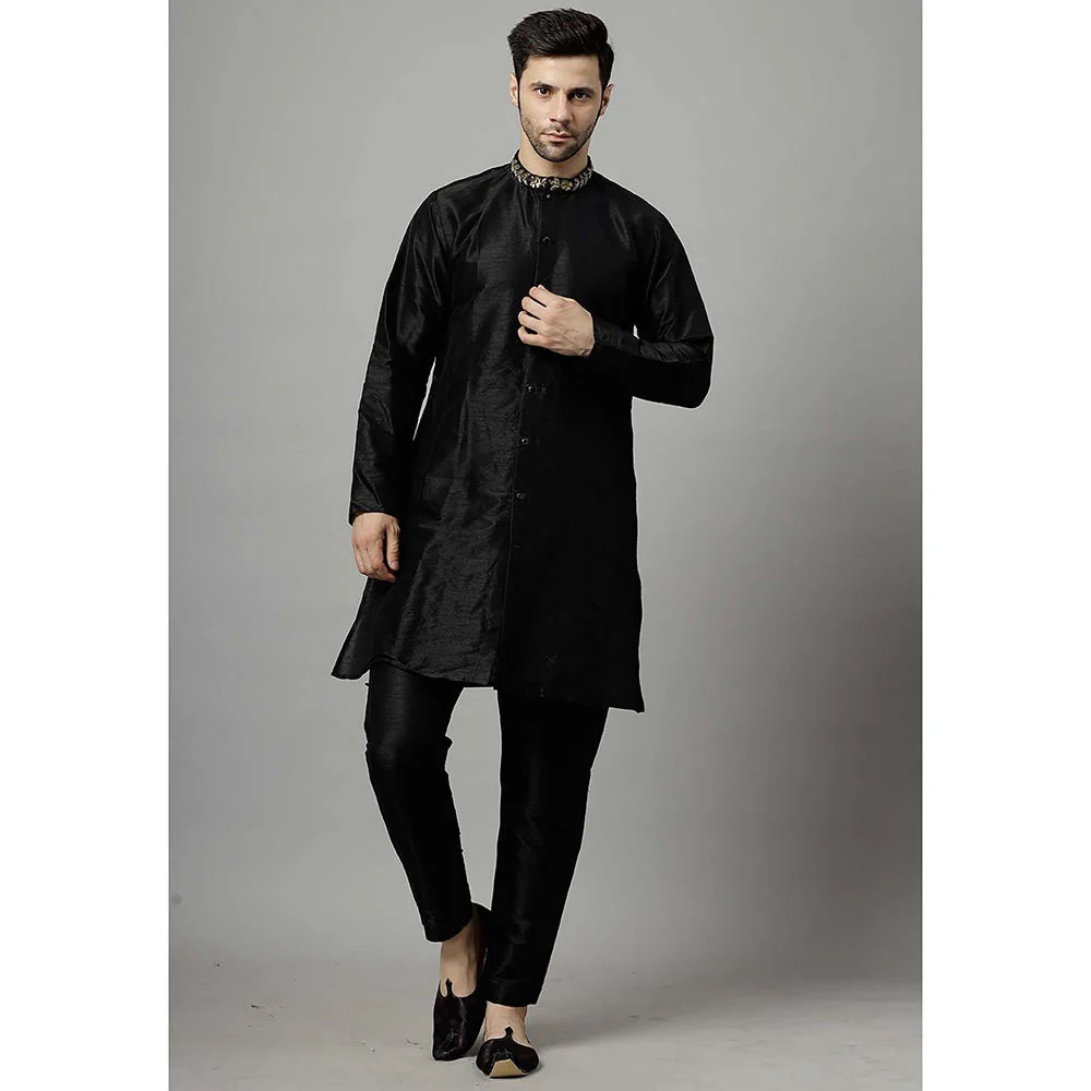 UTSAV FASHION Men Sequined Kurta and Pant