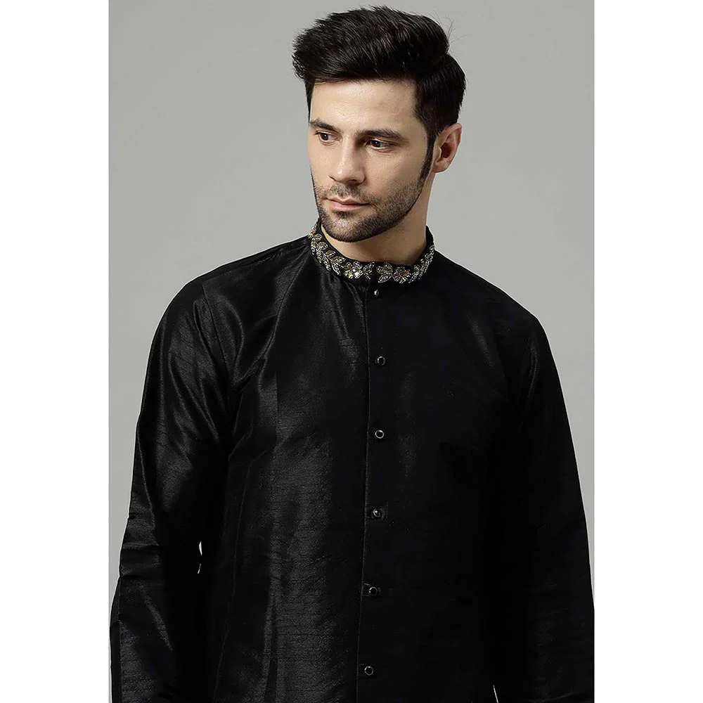UTSAV FASHION Men Sequined Kurta and Pant - Image 4
