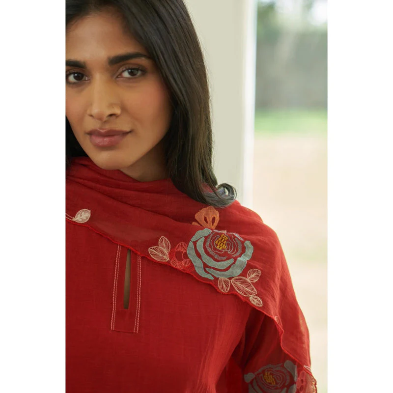 Vaayu Red Poppy Applique Embroidered Kurta with Pant and Dupatta - Image 5